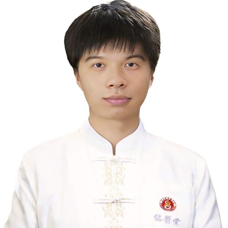 邱霖